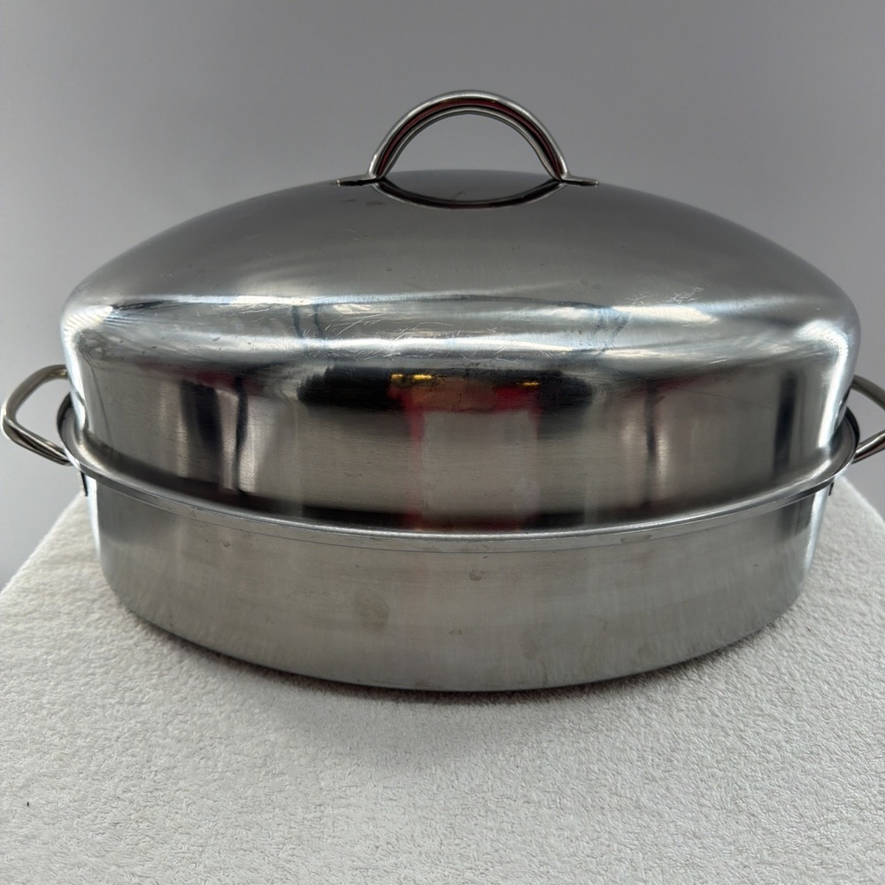Oval stainless steel roasting pan with Lid And Rack Inside 17"X 13" X 4"